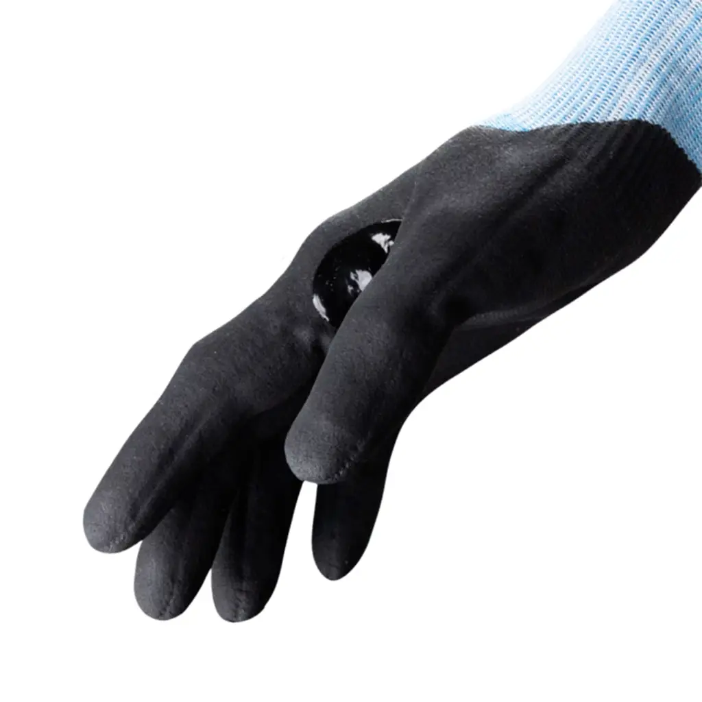 60683-fingers_2160x2160.webp